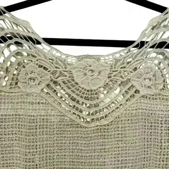 Forgotten Grace Women's Beige Crochet Bell Sleeve Tunic Size Medium - Picture 6 of 7